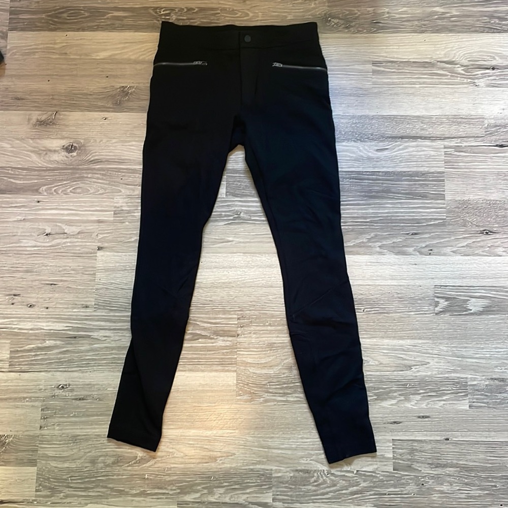 [Athleta] Euc. Size 4 Black Ponte Moto 2 Pants. Zippered Front Pockets. Skinny.